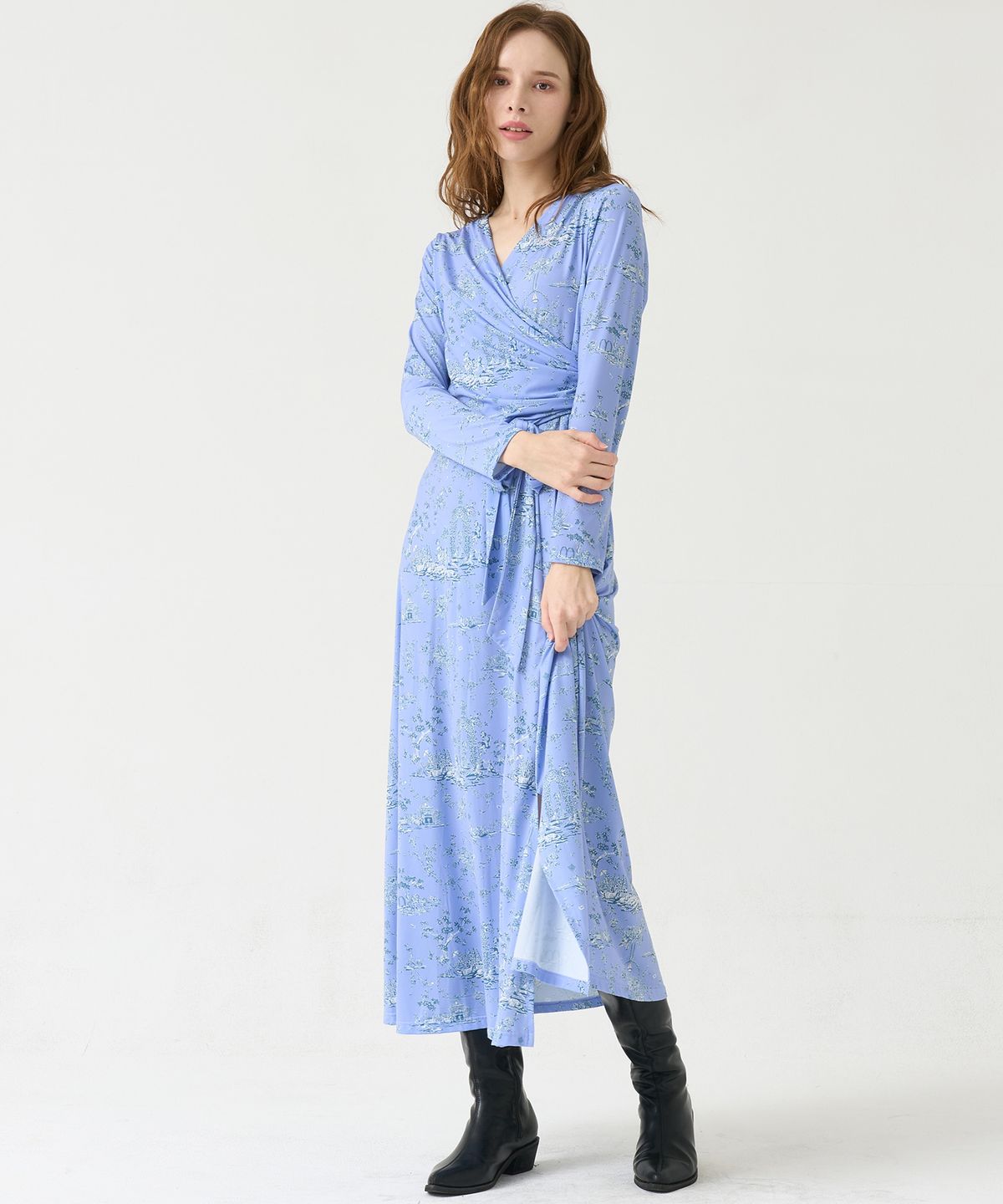 보니데(BONIDEE) V&A 기모 랩 원피스 라이트블루 그레이