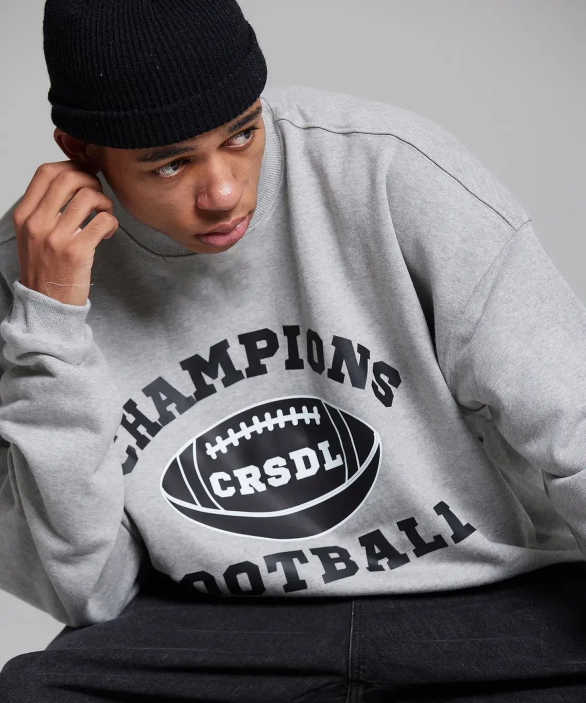크림소다랩(CREAM SODA LAB) 1984 챔피언 풋볼 오버핏 맨투맨 그레이