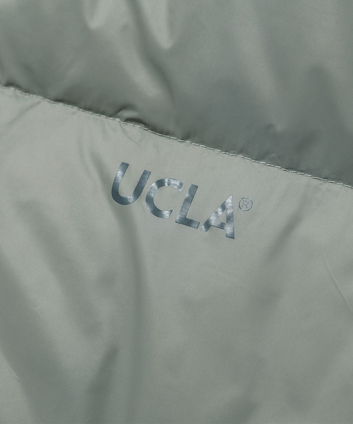 유씨엘에이(UCLA) 헤비 오버핏 숏 패딩 점퍼[KHAKI](UYBDO9A_65)