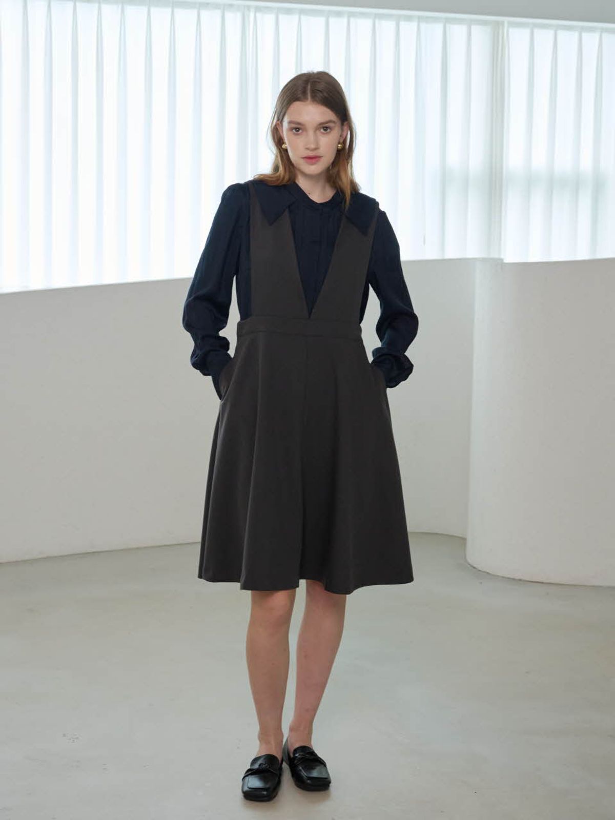 코엣(COETT) 에이미 플레어 원피스 Amy Flare Dress_CHARCOL