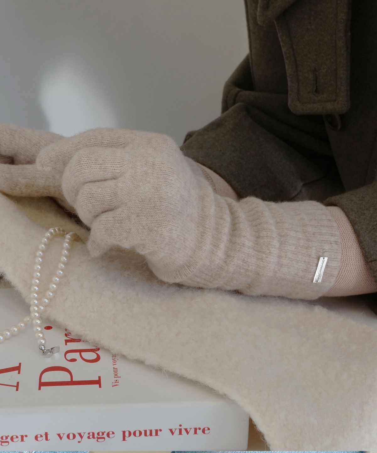 치스치스(CHISCHIS) SIMPLE LONG GLOVES [OATMEAL]