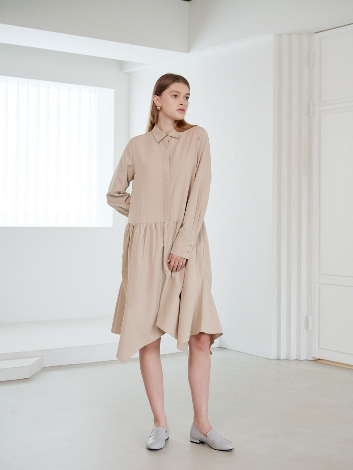 코엣(COETT) 마틸다 셔츠 원피스 Matilda Shirt Dress_BEIGE