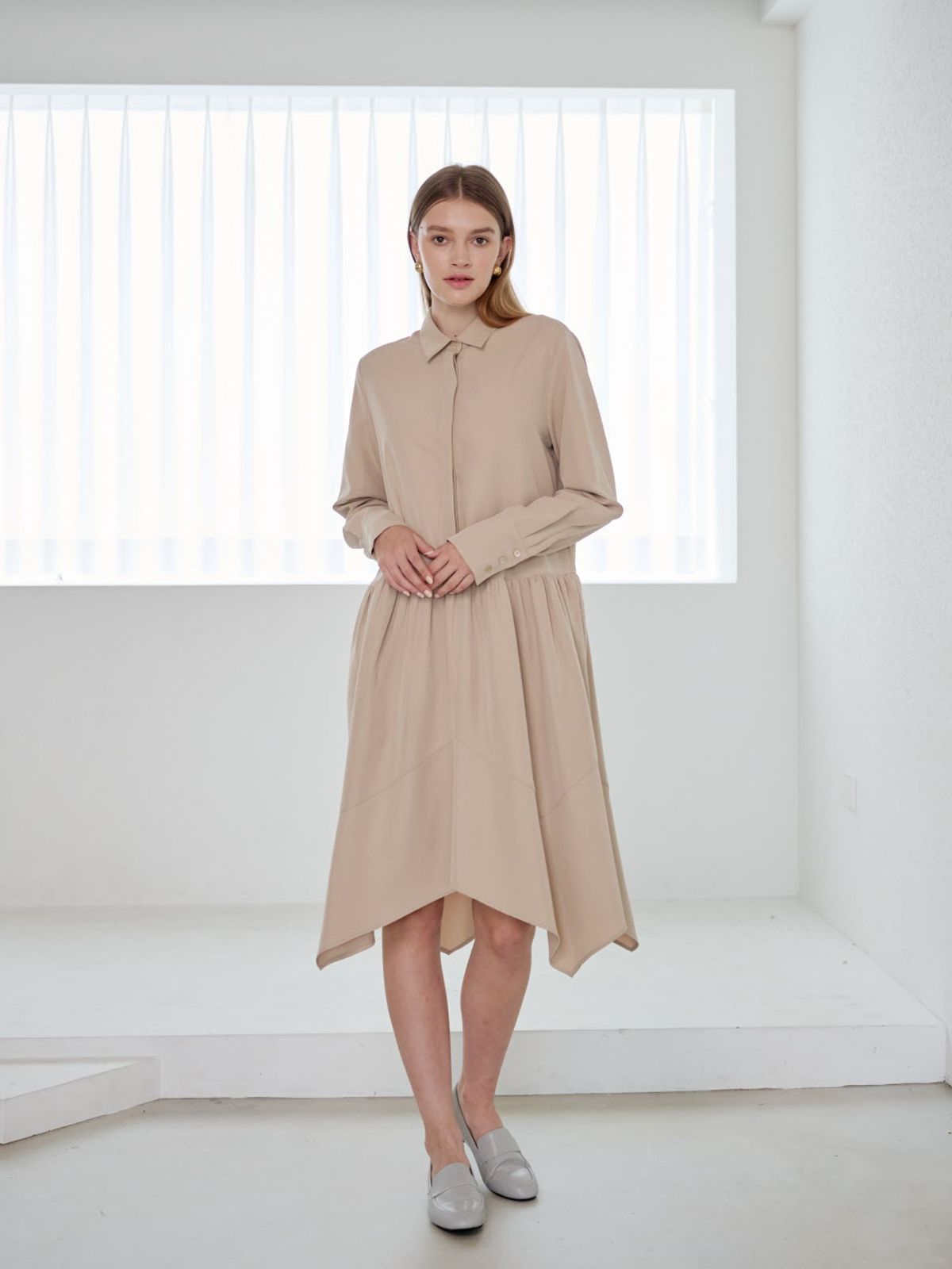 코엣(COETT) 마틸다 셔츠 원피스 Matilda Shirt Dress_BEIGE