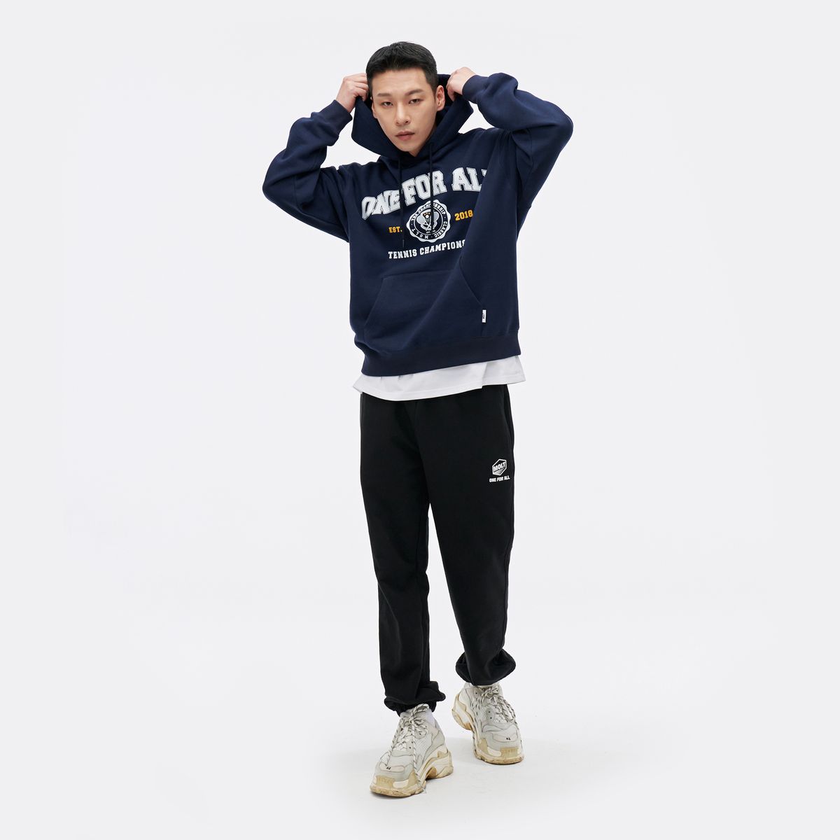 몰트(MOLT) O.F.A 로고 포인트와펜 스탠다드 후드(네이비)
