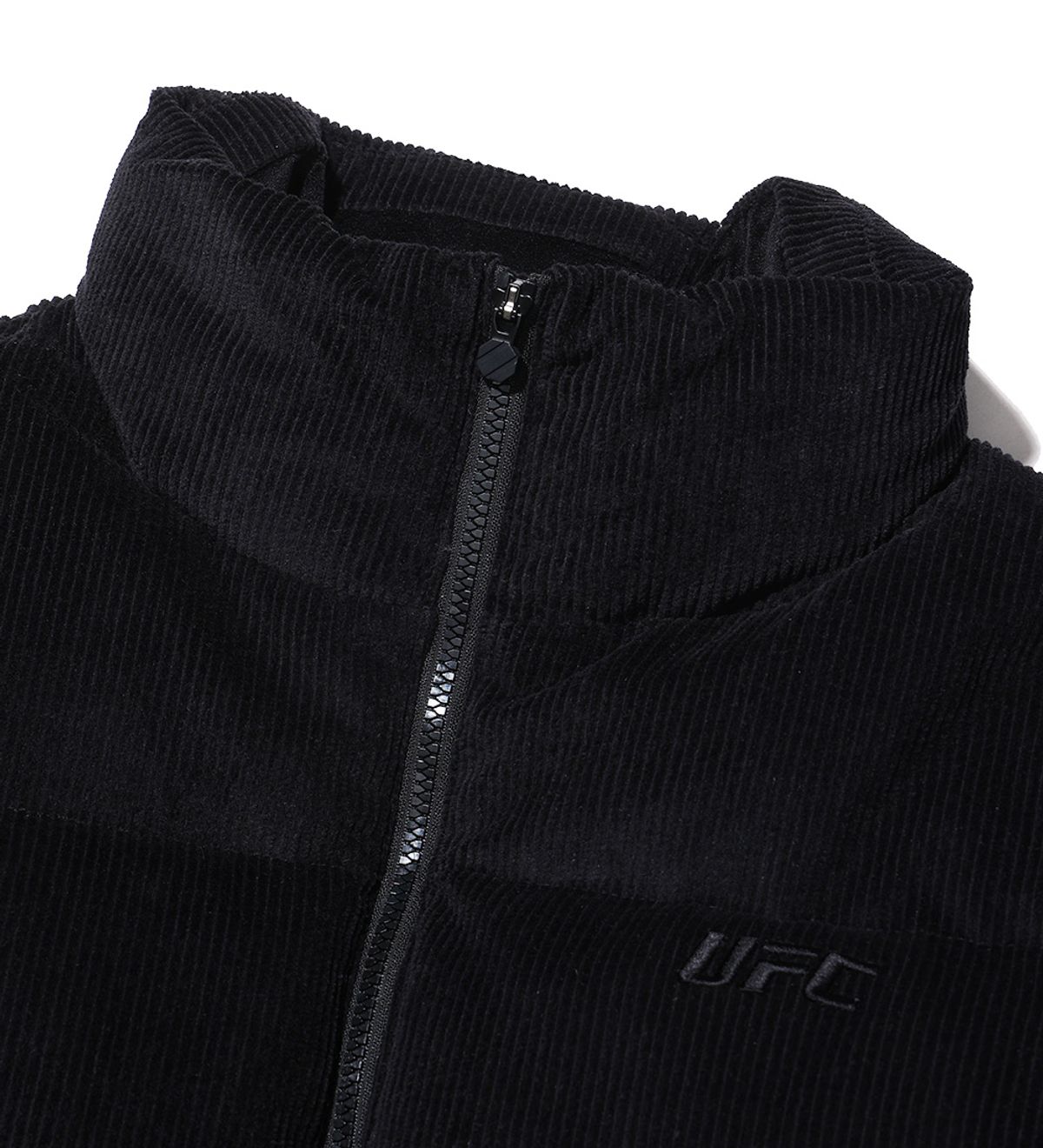 유에프씨 스포츠(UFC SPORT) UFC 코듀로이 릴렉스핏 구스 다운 (SHORT) 블랙 U2DJT4305BK