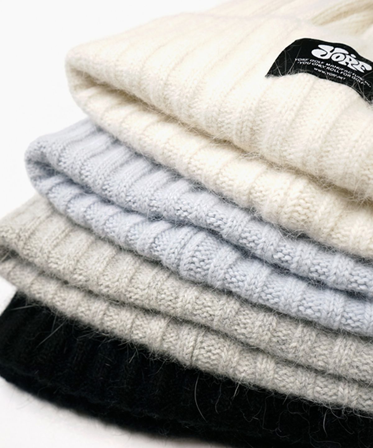 욜프(YORF) 22 AW ANGORA WOOL SHORT BEANIE WHITE