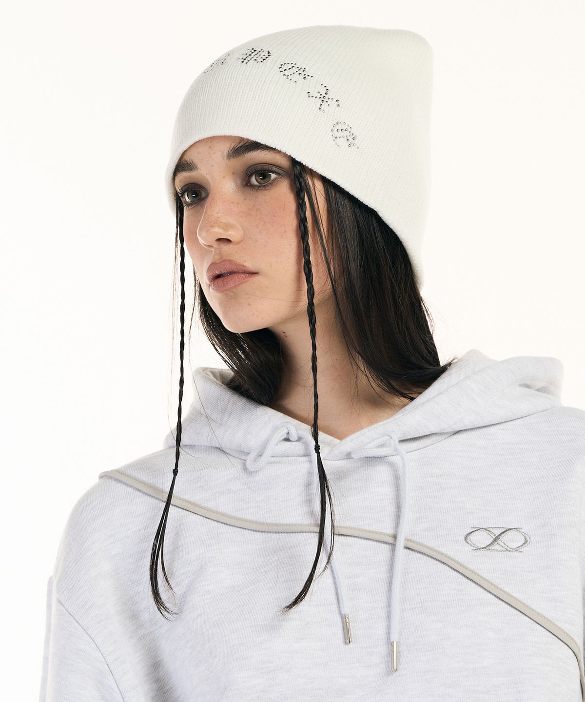 셋업이엑스이(SETUP-EXE) Bold lettering hotfix Beanie [Ivory]