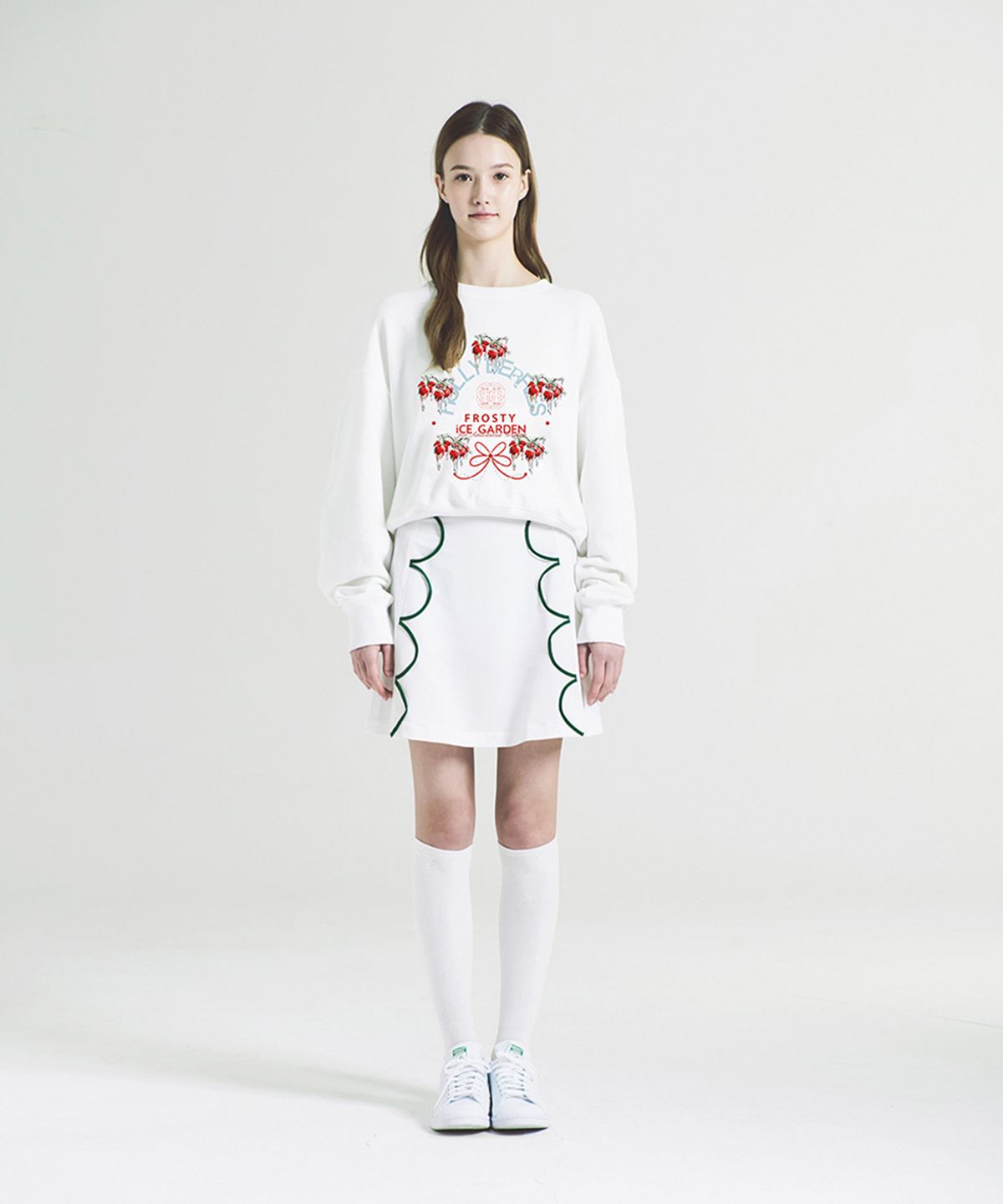 아이스가든에이오공팔(ICE GARDEN A.508) Frosty Hollyberries Print Sweatshirt