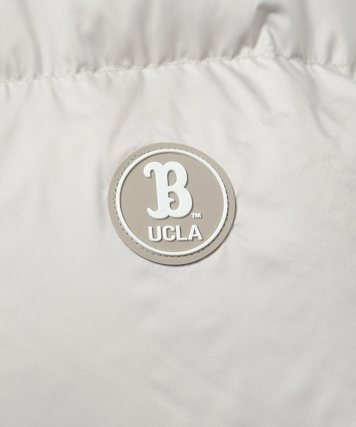 유씨엘에이(UCLA) 로고 숏[LT-BEIGE](UYADO11_23)