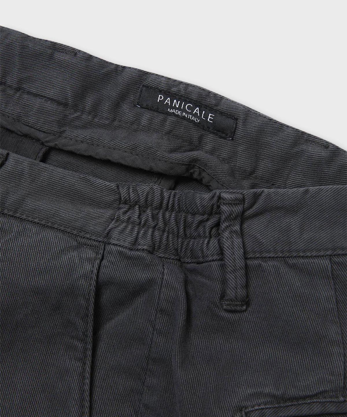 빠니깔레(PANICALE) 레귤러 슬림핏 다이드 치노 팬츠 [블랙]