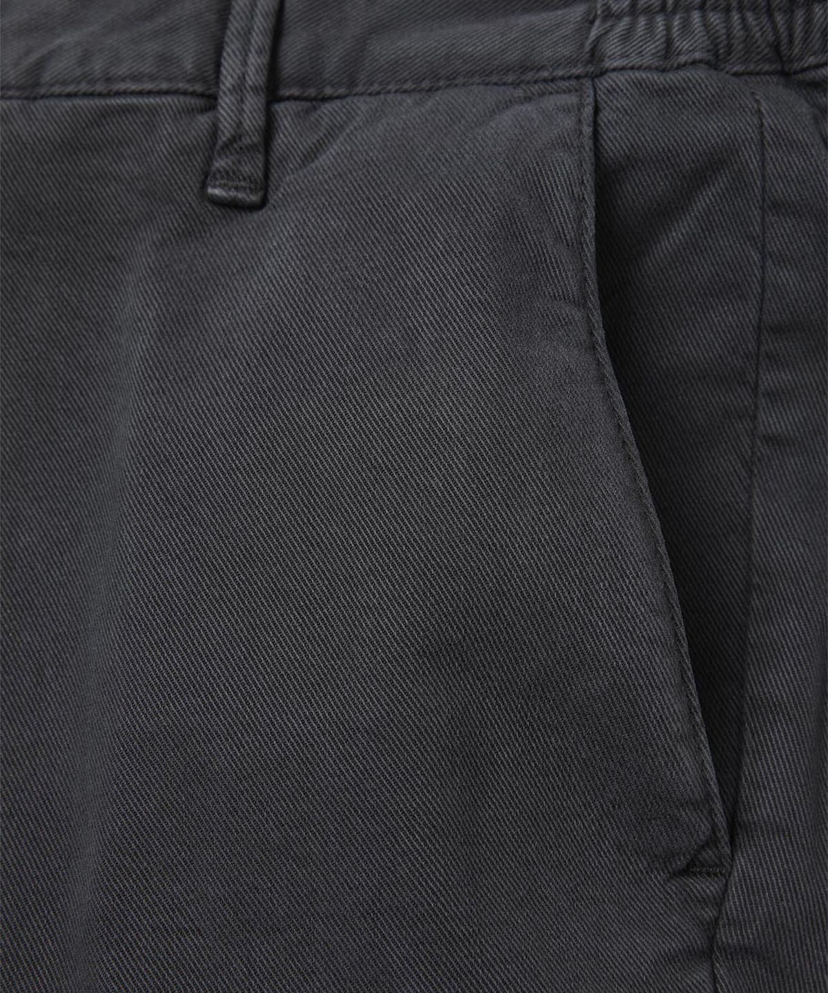 빠니깔레(PANICALE) 레귤러 슬림핏 다이드 치노 팬츠 [블랙]