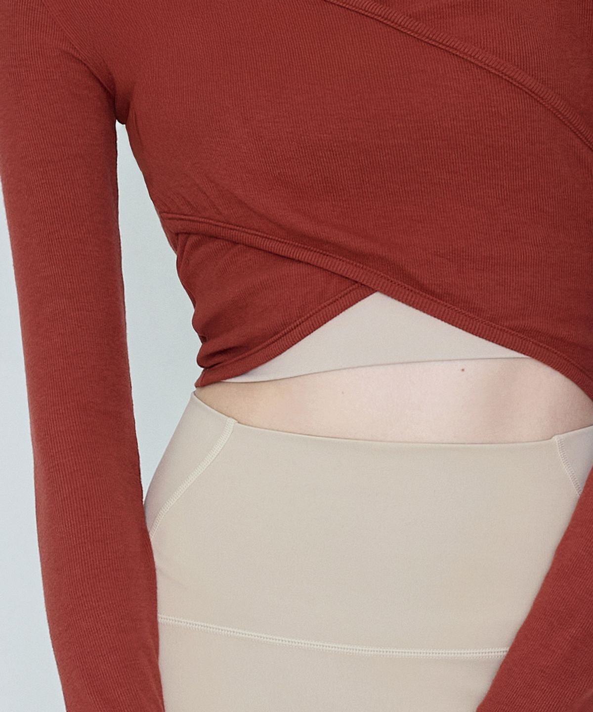 데비웨어(DEVIWEAR) 커브 랩 크롭티 DEVI-T0041-브릭