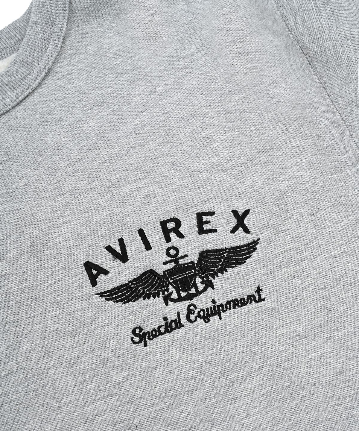 아비렉스(AVIREX) 바시티 로고 크루넥 스웨트 / 그레이 7833932007