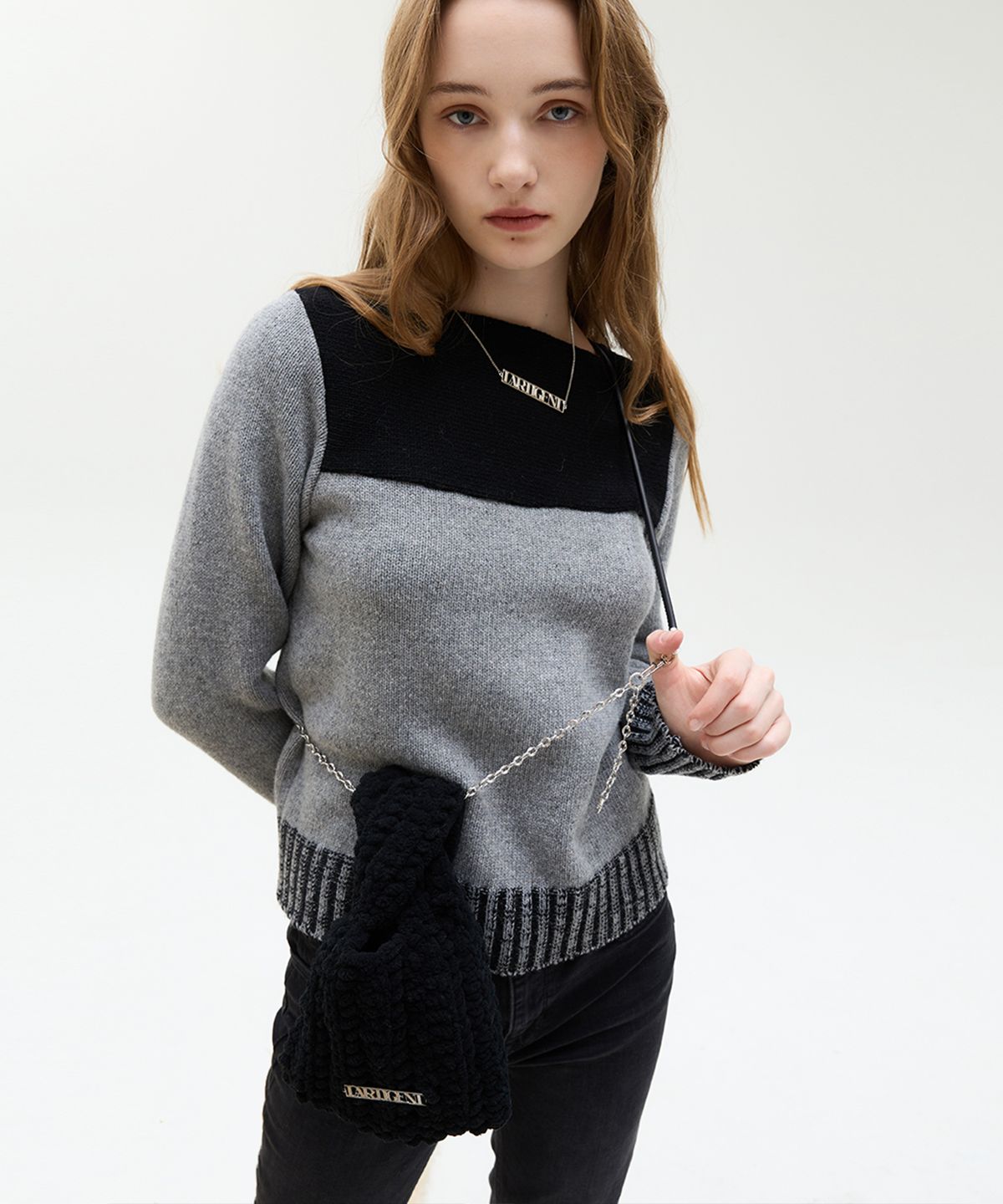 라티젠(LARTIGENT) LX CHAIN FLUFFY BAG(BLACK)