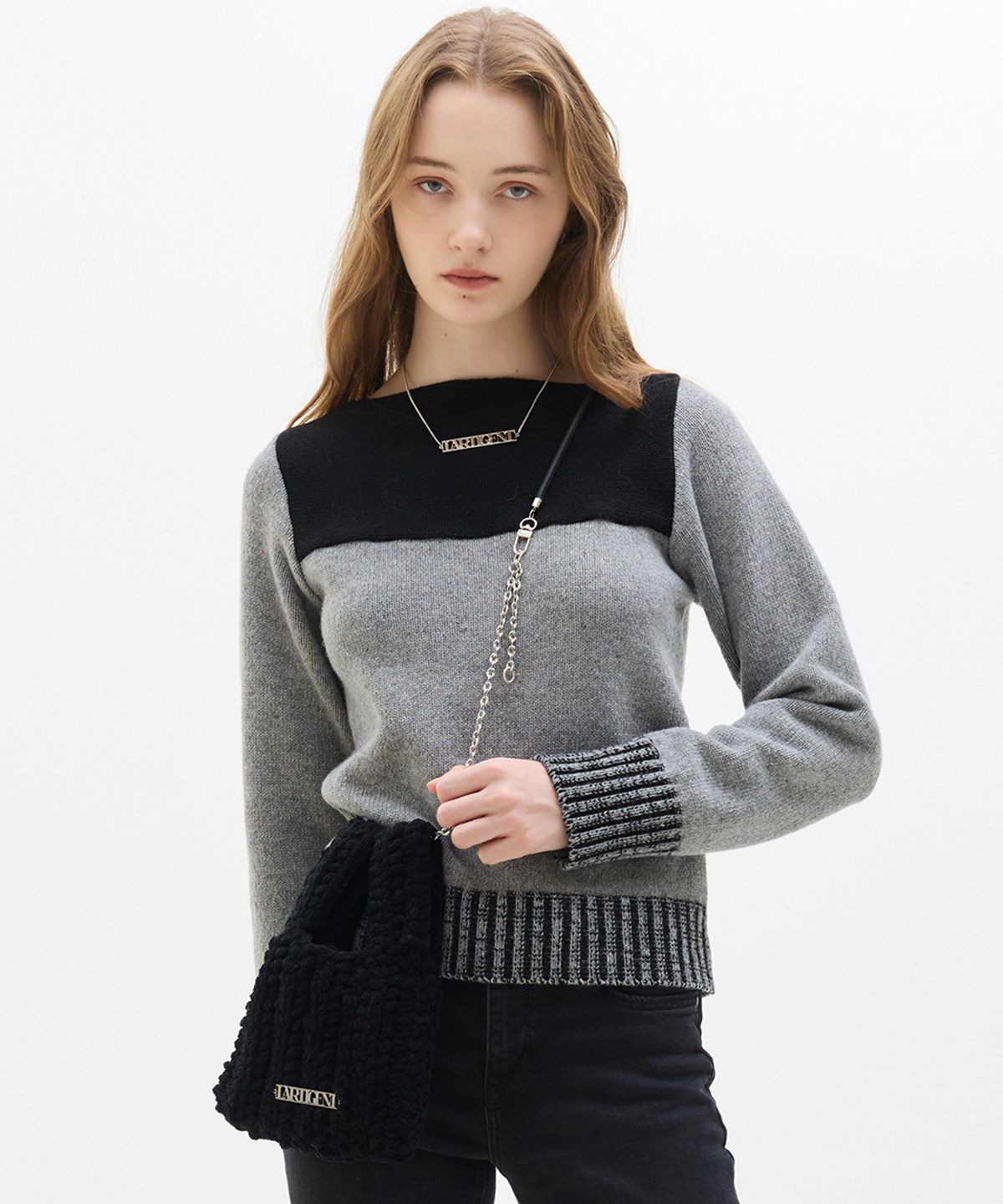 라티젠(LARTIGENT) LX CHAIN FLUFFY BAG(BLACK)