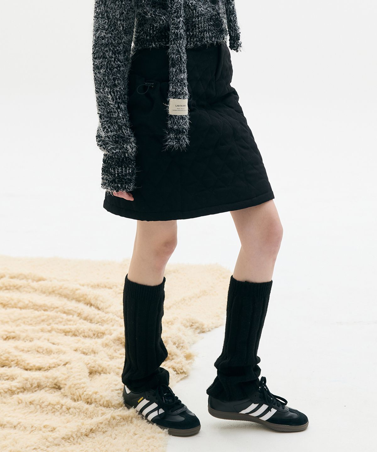 라티젠(LARTIGENT) LX QUILTING SKIRT(BLACK)