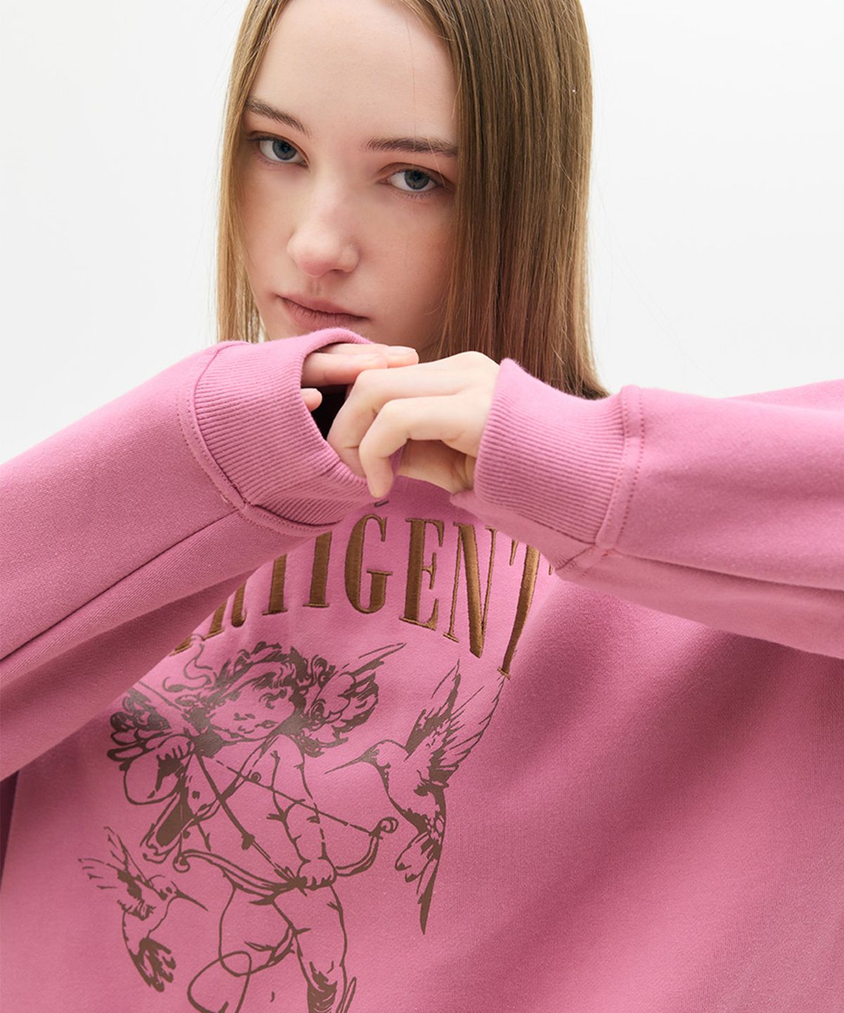 라티젠(LARTIGENT) LX CUPID NAPPING SWEATSHIRT(PINK)