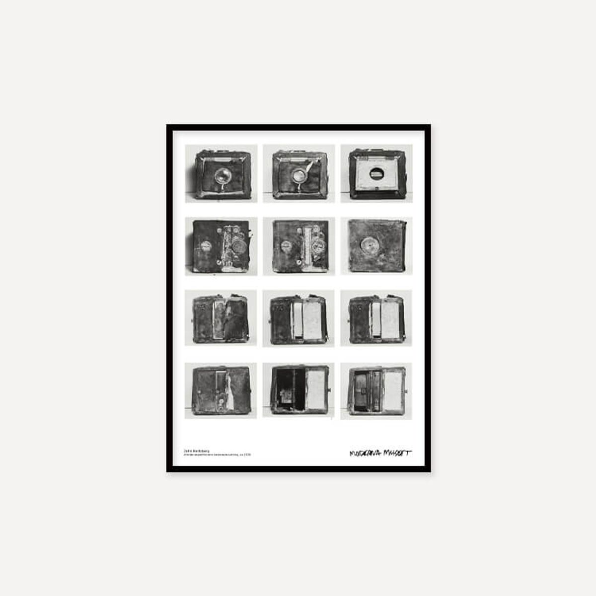 그릿시즌(GREET SEASON) 존 허츠버그 Andree expeditions camera gear (액자 포함)