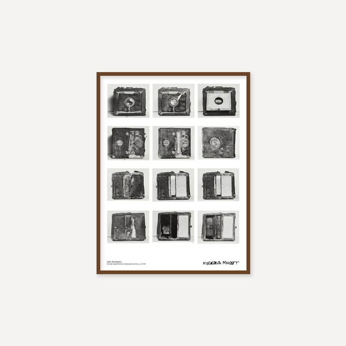 그릿시즌(GREET SEASON) 존 허츠버그 Andree expeditions camera gear (액자 포함)