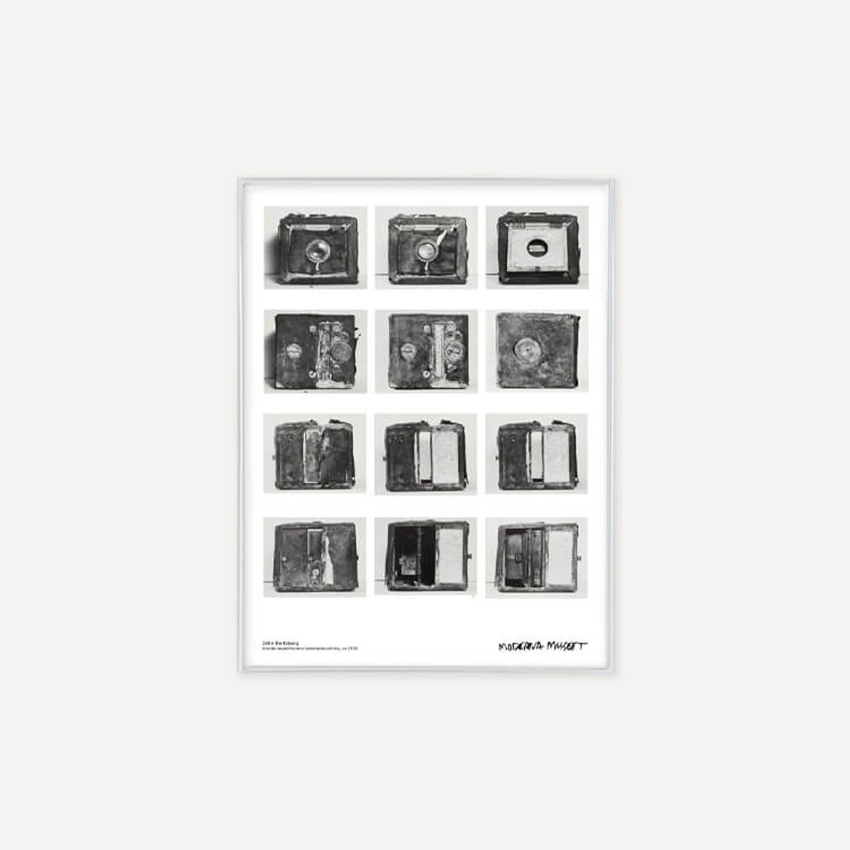 그릿시즌(GREET SEASON) 존 허츠버그 Andree expeditions camera gear (액자 포함)