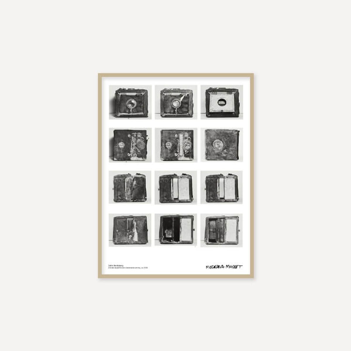그릿시즌(GREET SEASON) 존 허츠버그 Andree expeditions camera gear (액자 포함)