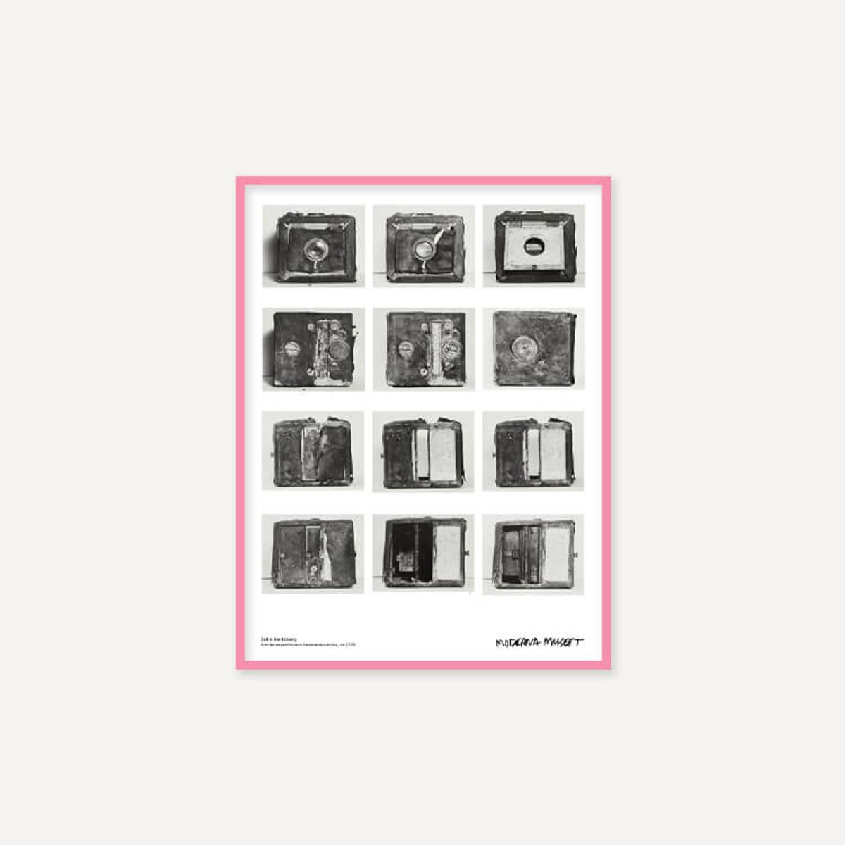그릿시즌(GREET SEASON) 존 허츠버그 Andree expeditions camera gear (액자 포함)