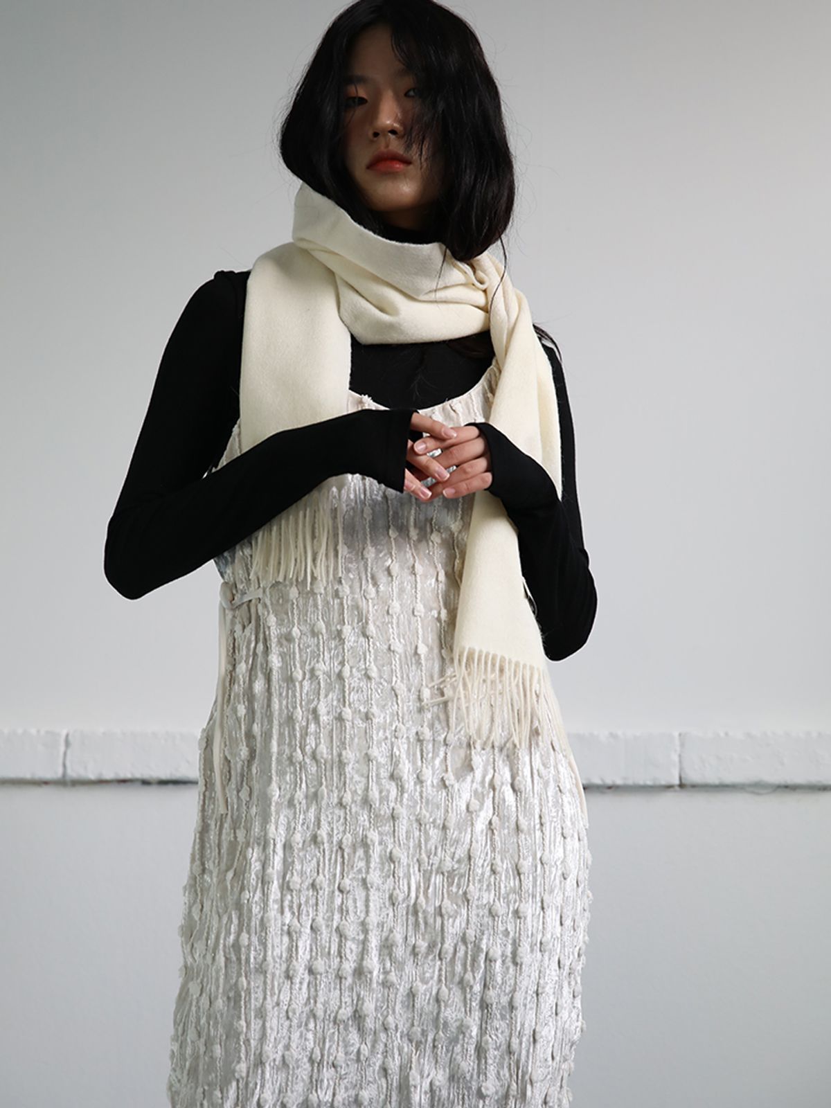 쏘리, 투 머치 러브(SORRY, TOO MUCH LOVE) Logo Printed Wool Muffler_Cream