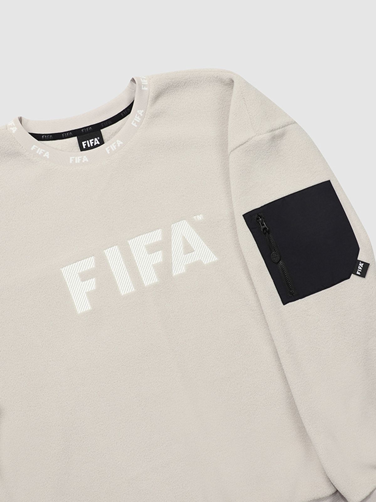 피파 1904(FIFA 1904) 플리스 맨투맨 베이지(FF24KT05U_310)