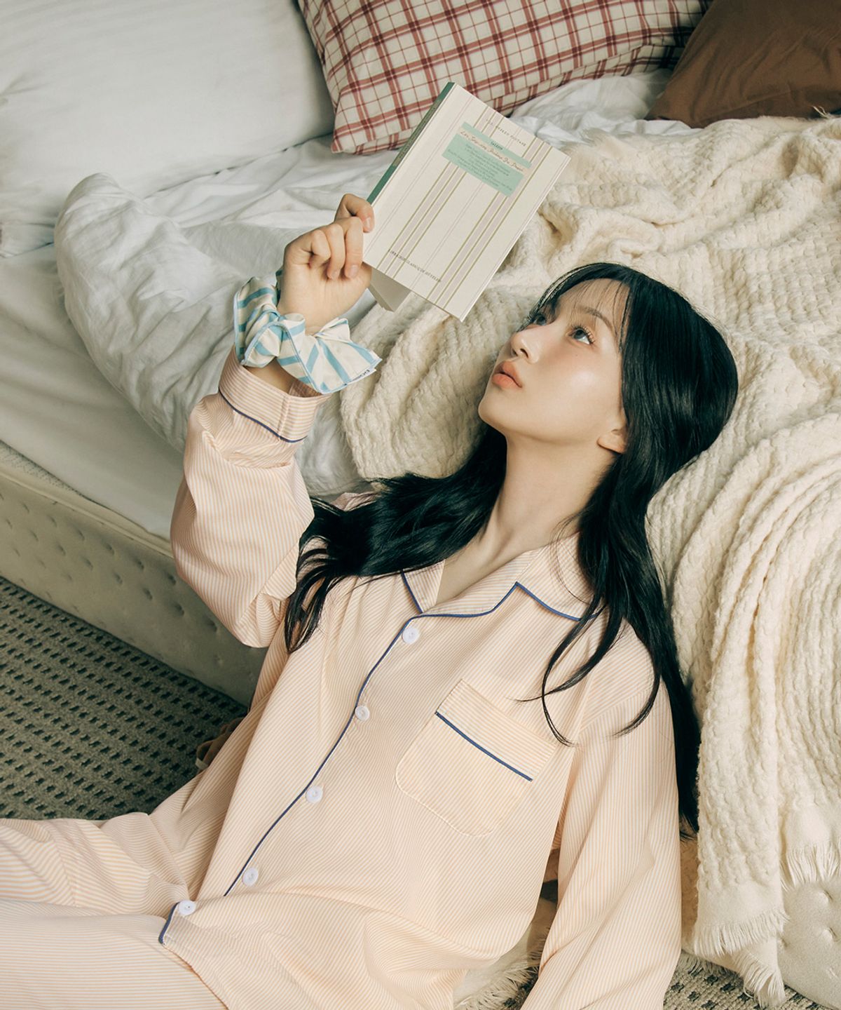 도씨(DOSSY) 실크핏 클린 긴팔 커플 잠옷 세트