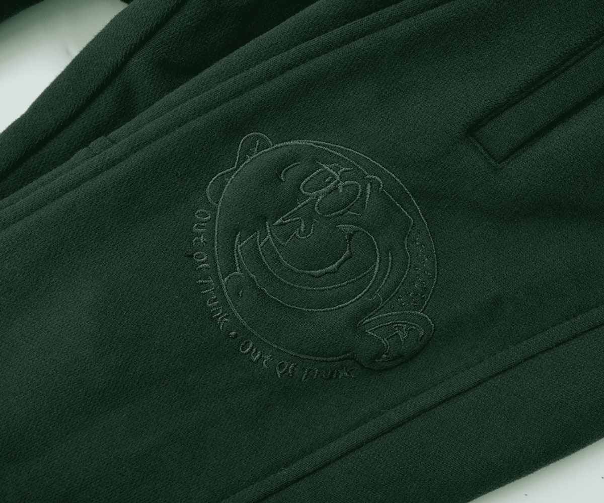 아웃 오브 트렁크(OUT OF TRUNK) Character Sweatpants (Watermelon)
