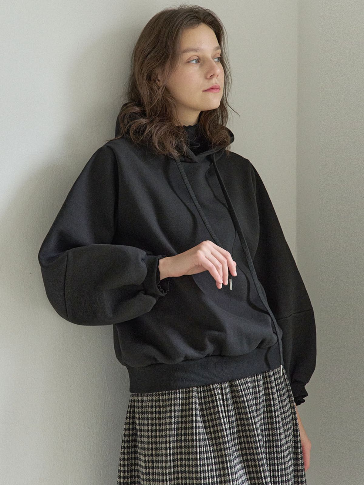 아방(AVANT-G) Balloon Sleeve Hooded T-shirt - BLACK (기모)