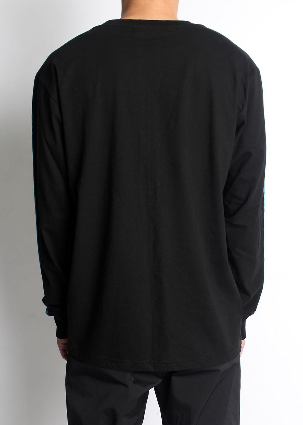 이레귤러(IRREGULAR) FAIR PLAY FOOTBALL T-SHIRTS (BLACK/BLUE)