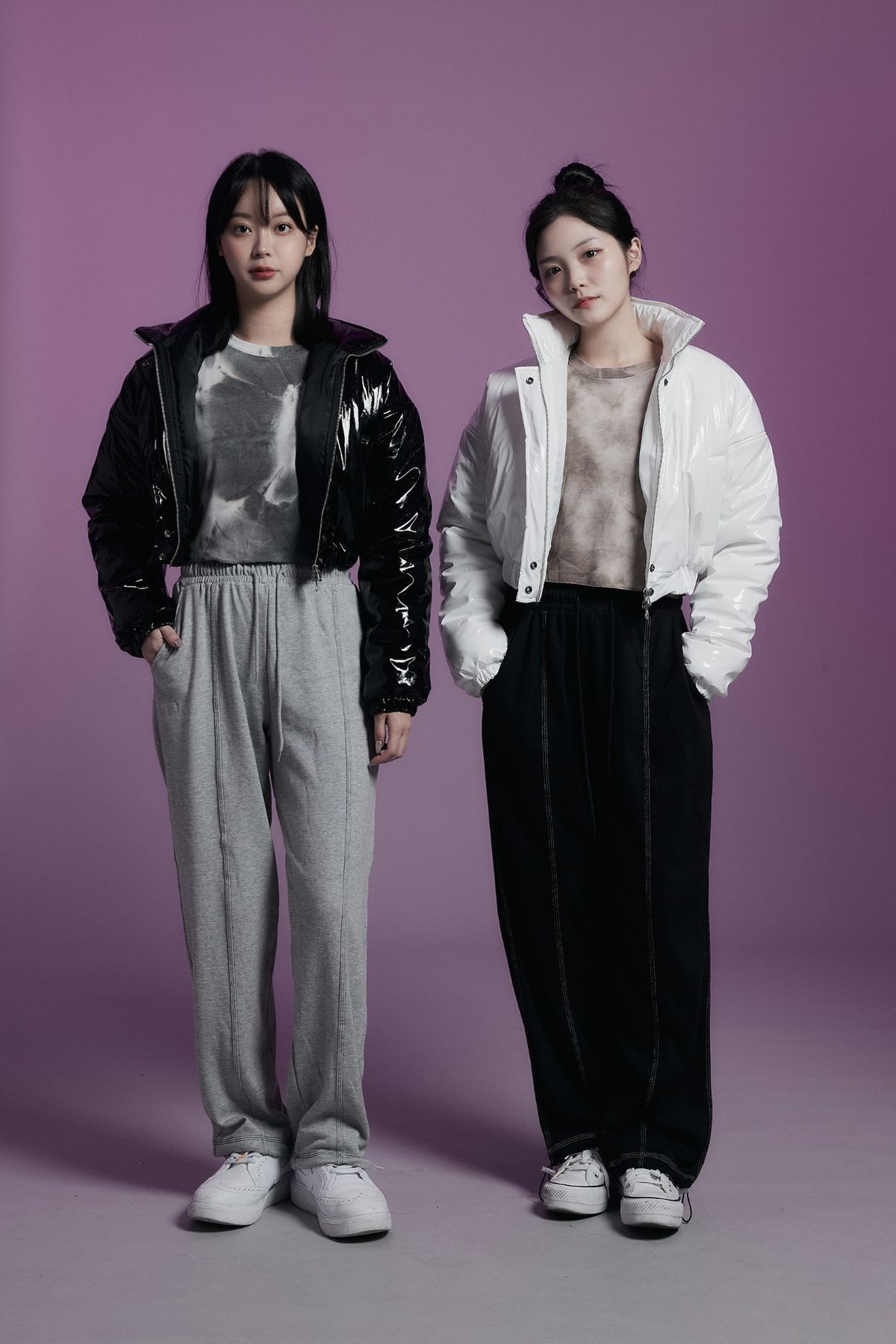 어퍼스트로피 콤마(APOSTROPHE COMMA) 하이글로시 숏 패딩 점퍼 (블랙)