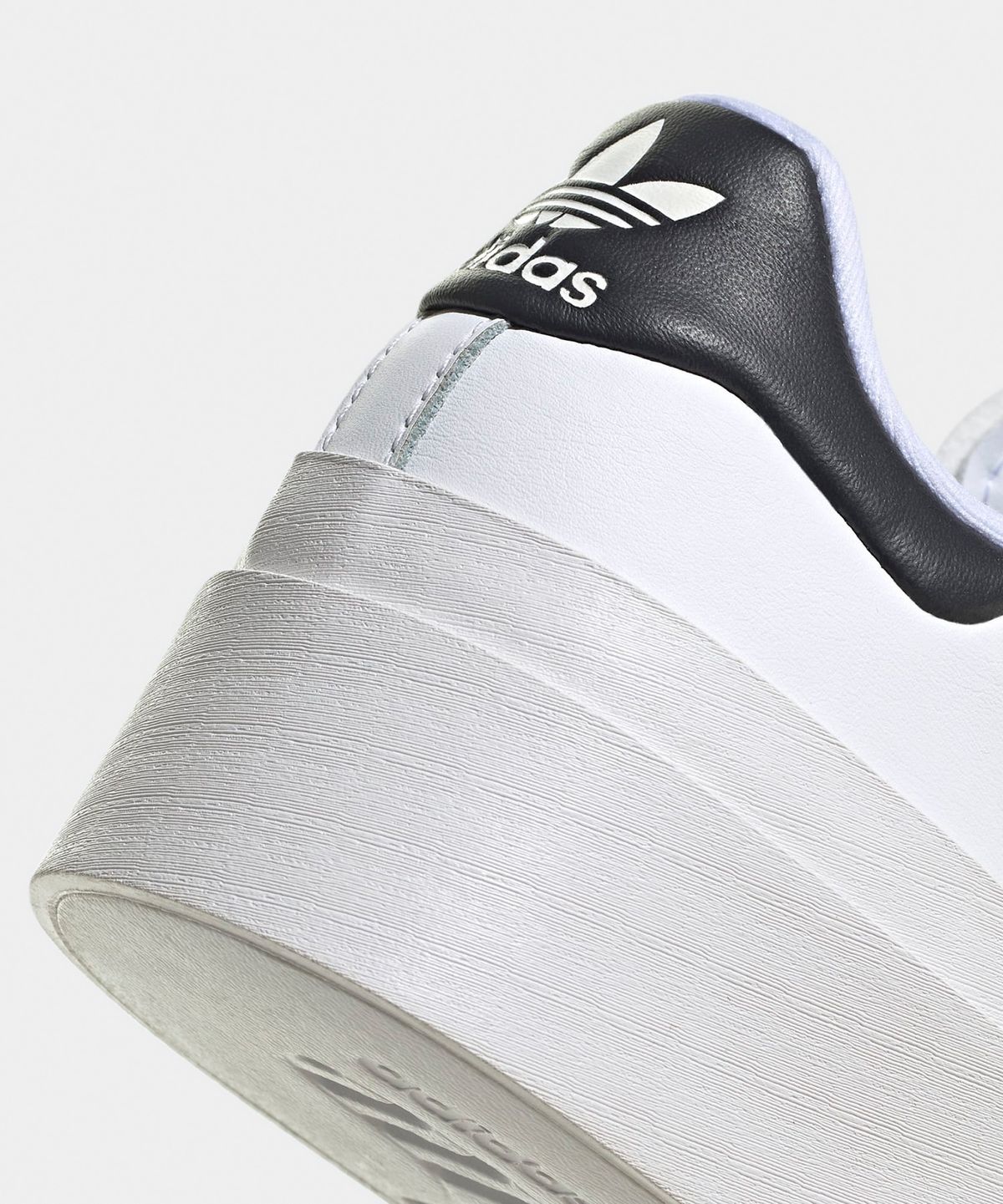 아디다스(ADIDAS) 슈퍼스타 보네가 W - 화이트:블랙 / GX1840