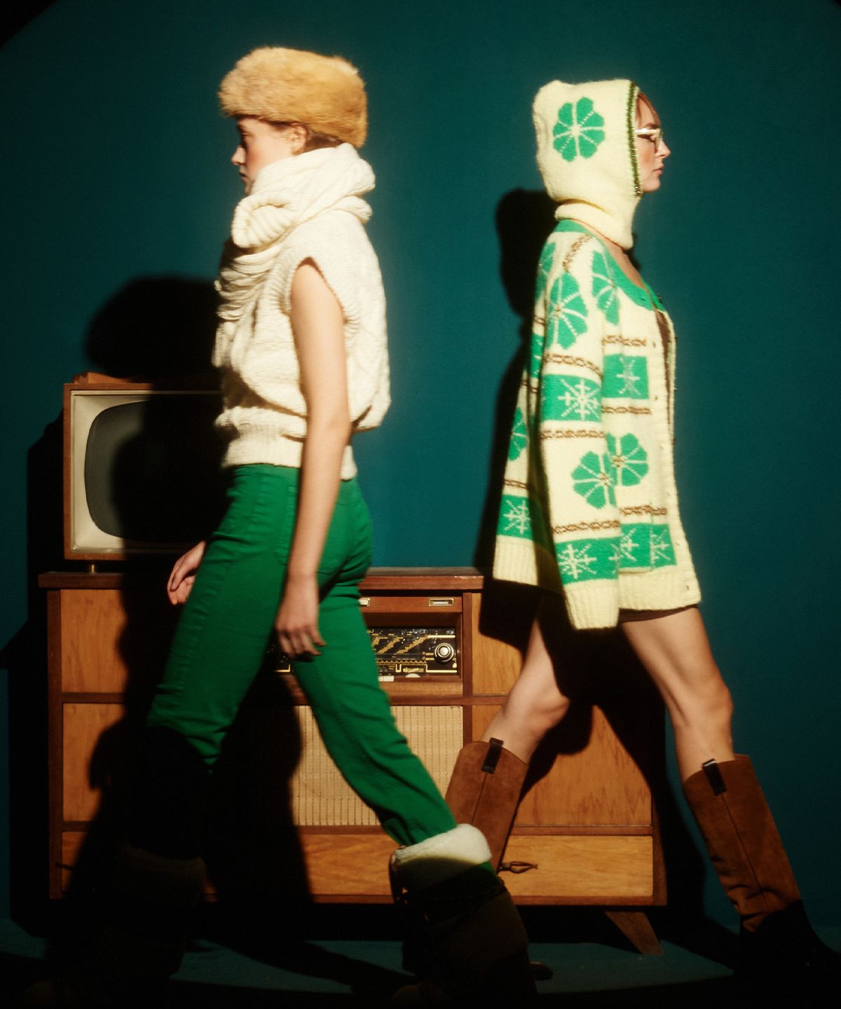 그린버터(GREENBUTTER) Wool Cable Knit Vest (L.Beige)