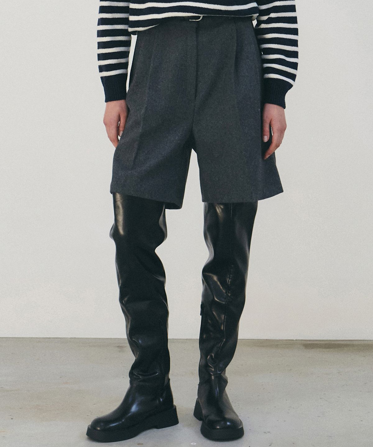 닉앤니콜(NICK&NICOLE) COMFORT BERMUDA PANTS_CHARCOAL