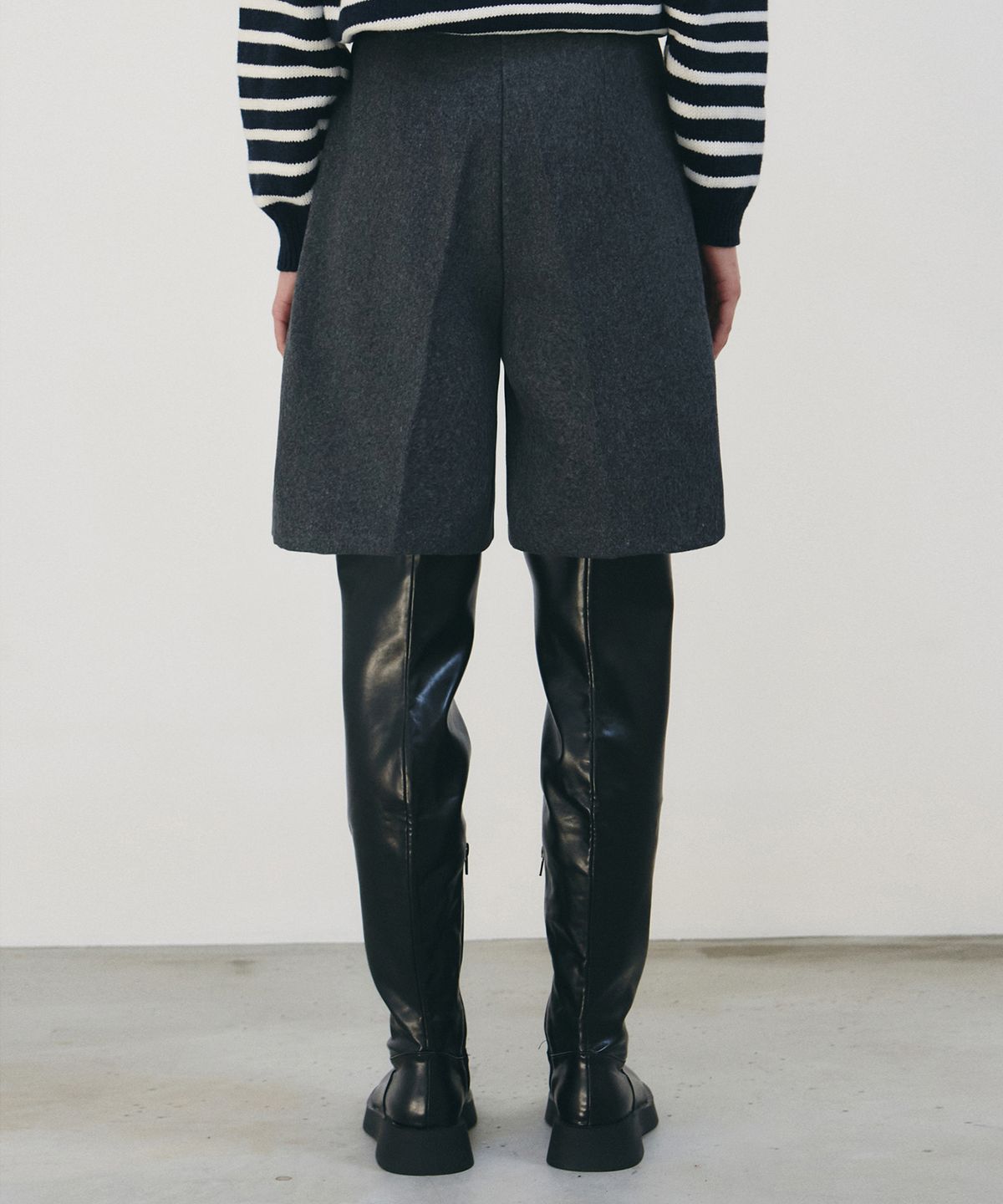 닉앤니콜(NICK&NICOLE) COMFORT BERMUDA PANTS_CHARCOAL