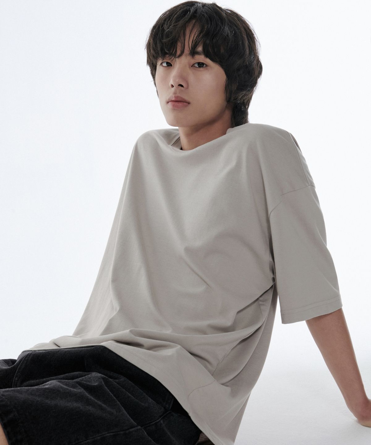 무신사 스탠다드(MUSINSA STANDARD) [쿨탠다드] 오버사이즈 크루 넥 티셔츠 [머쉬룸]