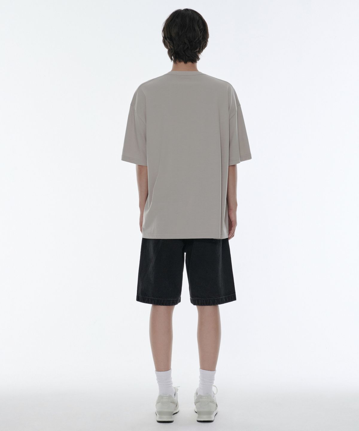 무신사 스탠다드(MUSINSA STANDARD) [쿨탠다드] 오버사이즈 크루 넥 티셔츠 [머쉬룸]