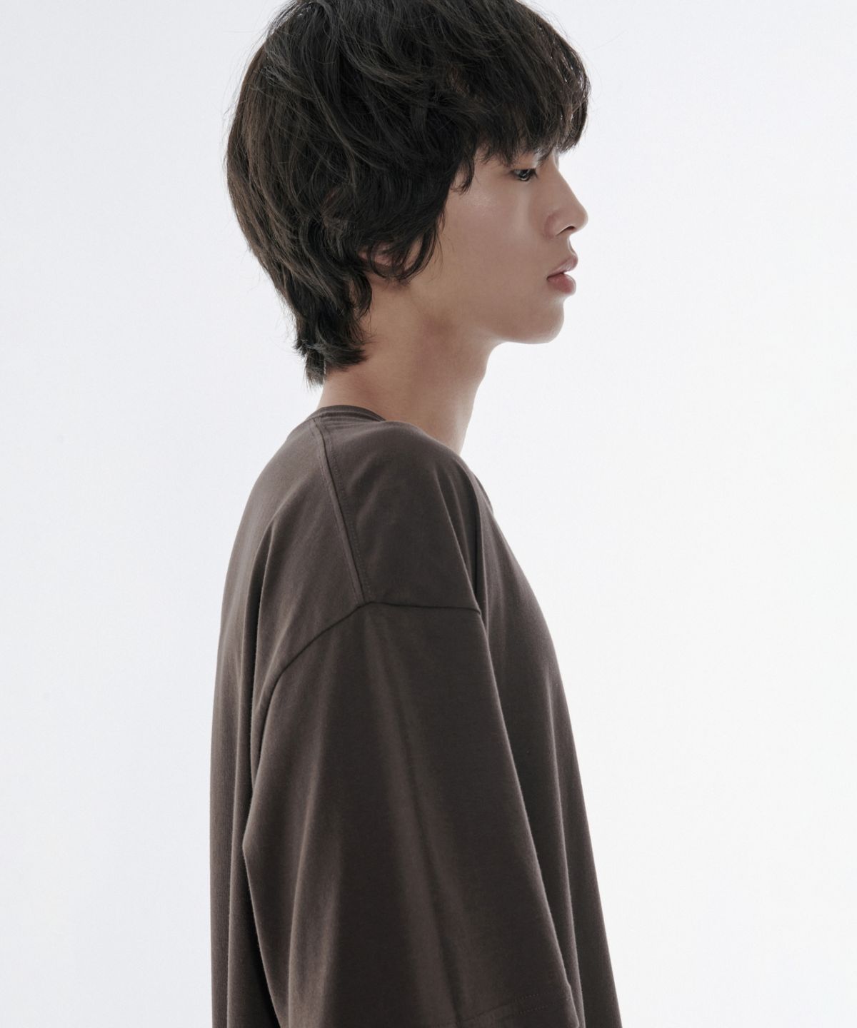 무신사 스탠다드(MUSINSA STANDARD) [쿨탠다드] 오버사이즈 크루 넥 티셔츠 [다크 브라운]