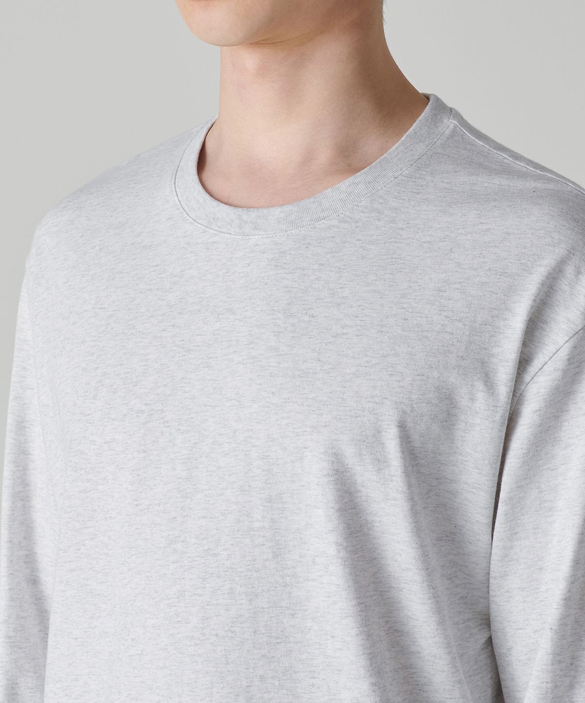 무신사 스탠다드(MUSINSA STANDARD) [쿨탠다드] 크루 넥 긴소매 티셔츠 [멜란지 라이트 그레이]