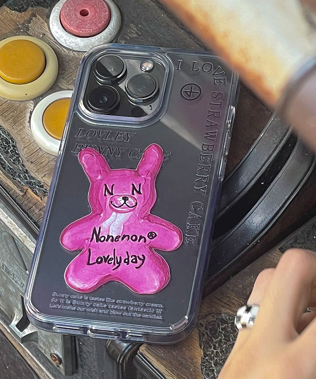 논논(NONENON) PINK BUNNY CASE - 후기 | 무신사