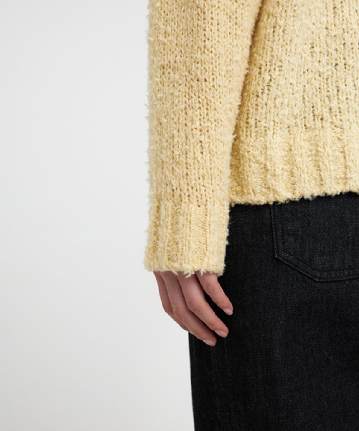 유스(YOUTH) Womens Brushed Sweater