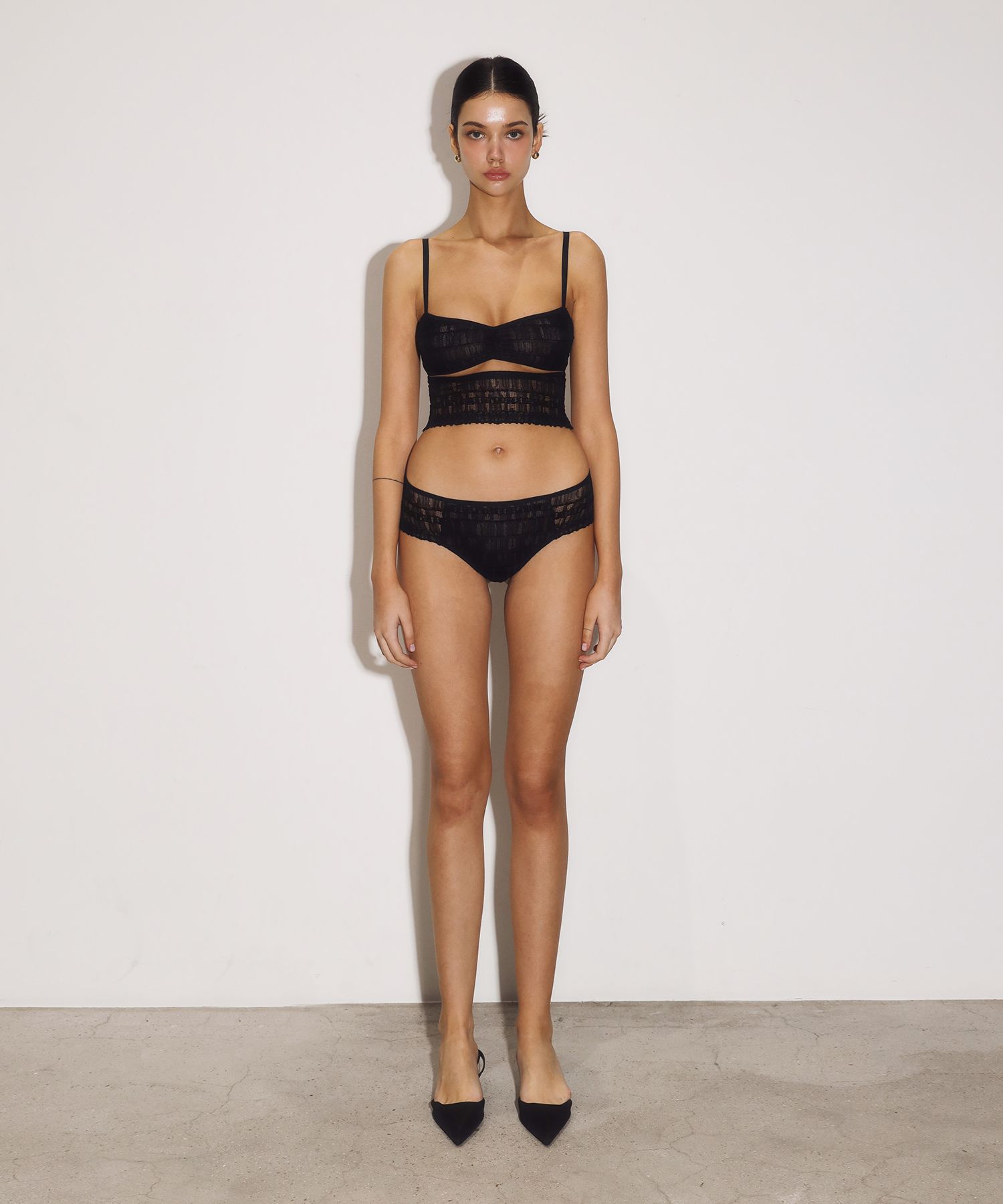 ◆VINAJ◆ Lace Line Bikini Bra Black MUSINSA | VINAJ Line Lace Under Boop Bralette (Black)