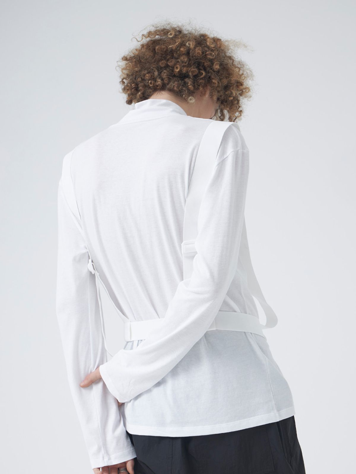 고저(GOZER) UNDER TURTLE-NECK_WHITE