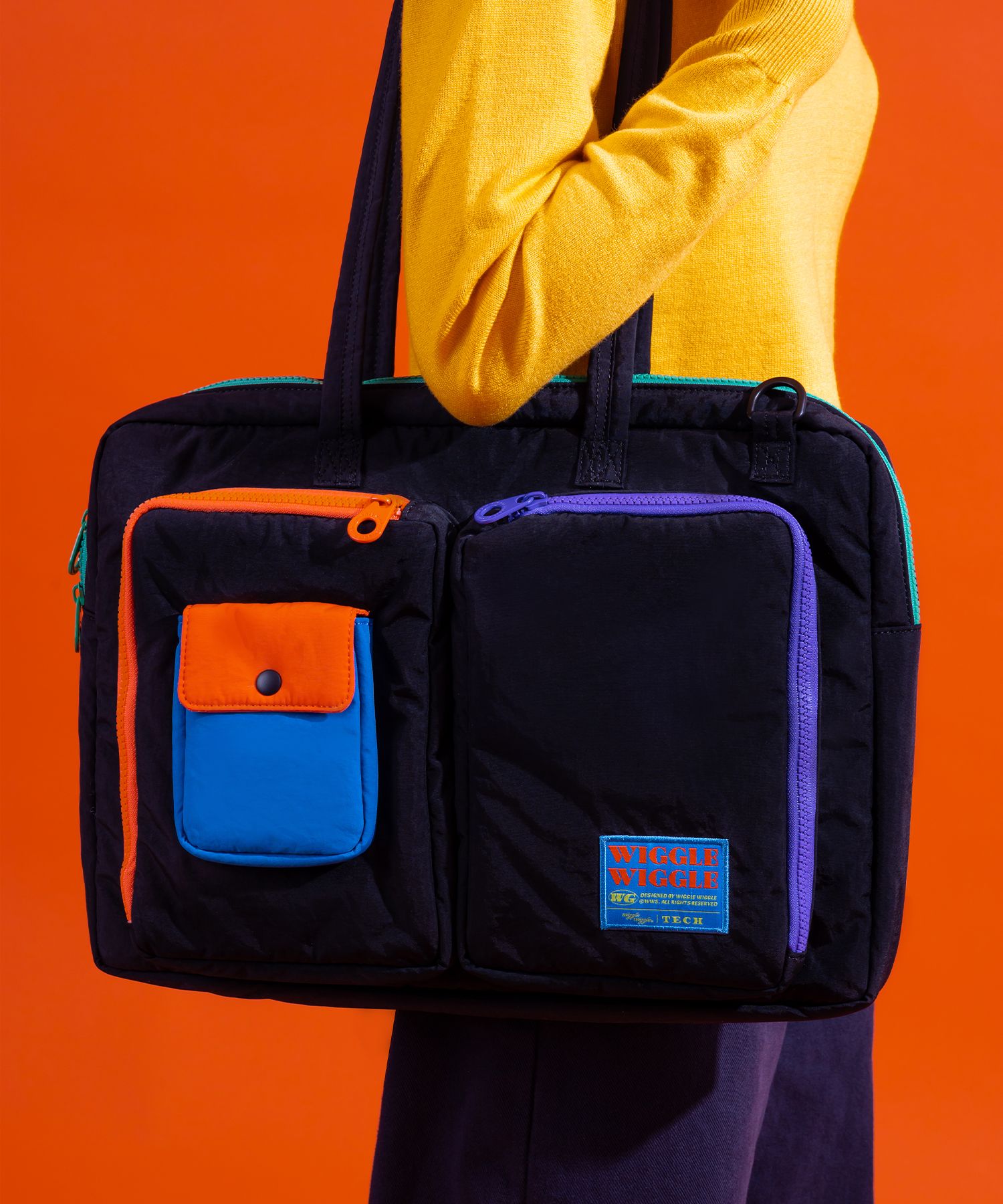 MUSINSA | WIGGLE WIGGLE Laptop 2-Way Bag - Black
