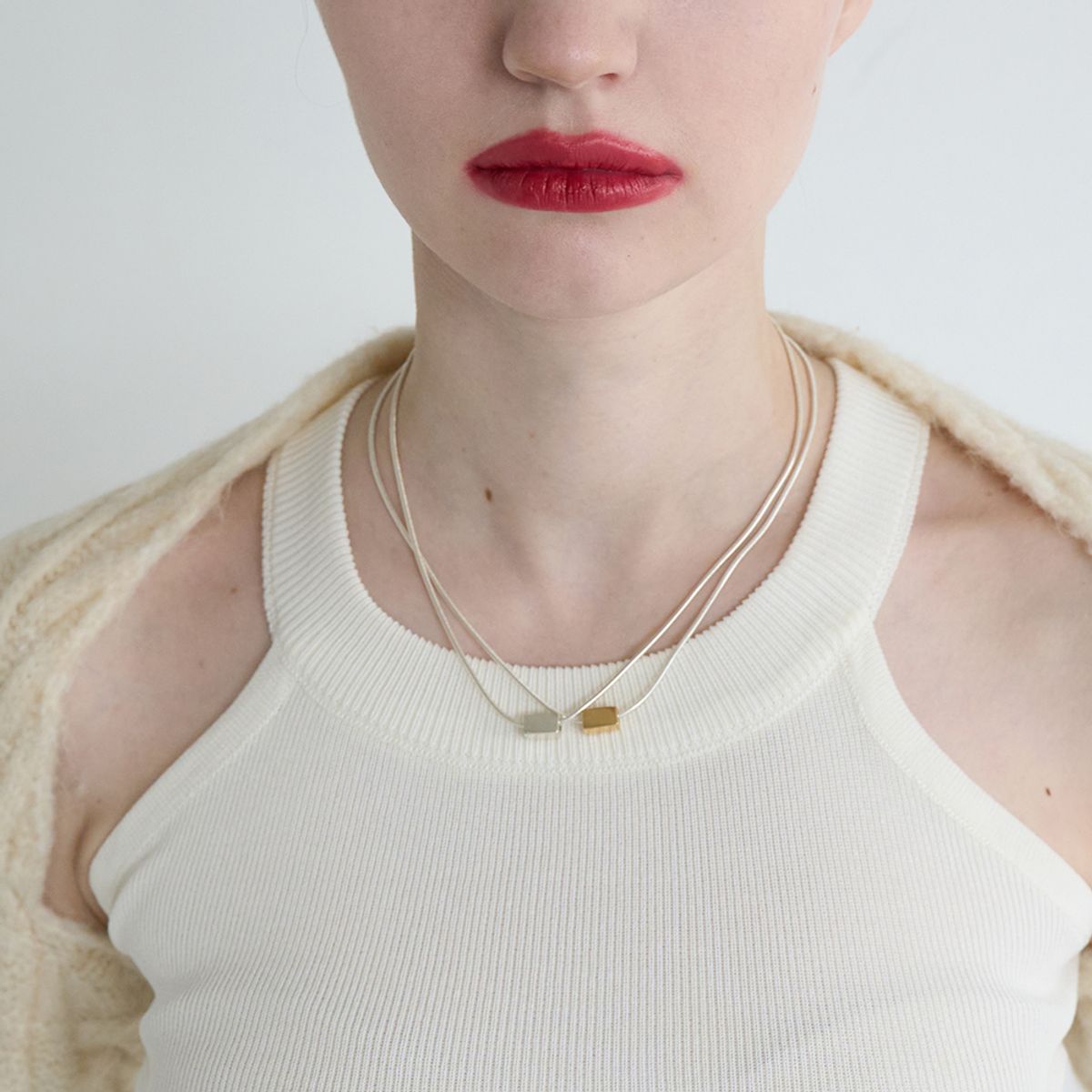 스틸 인스턴트(STILL INSTANT) Round Hole & Forms - Necklace 08 (2colors)