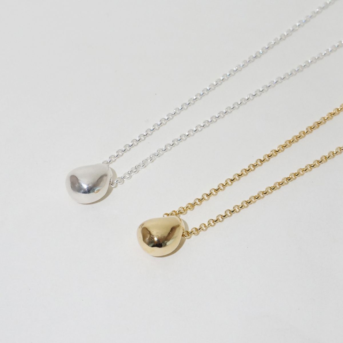 스틸 인스턴트(STILL INSTANT) Round Hole & Forms - Necklace 02 (2colors)