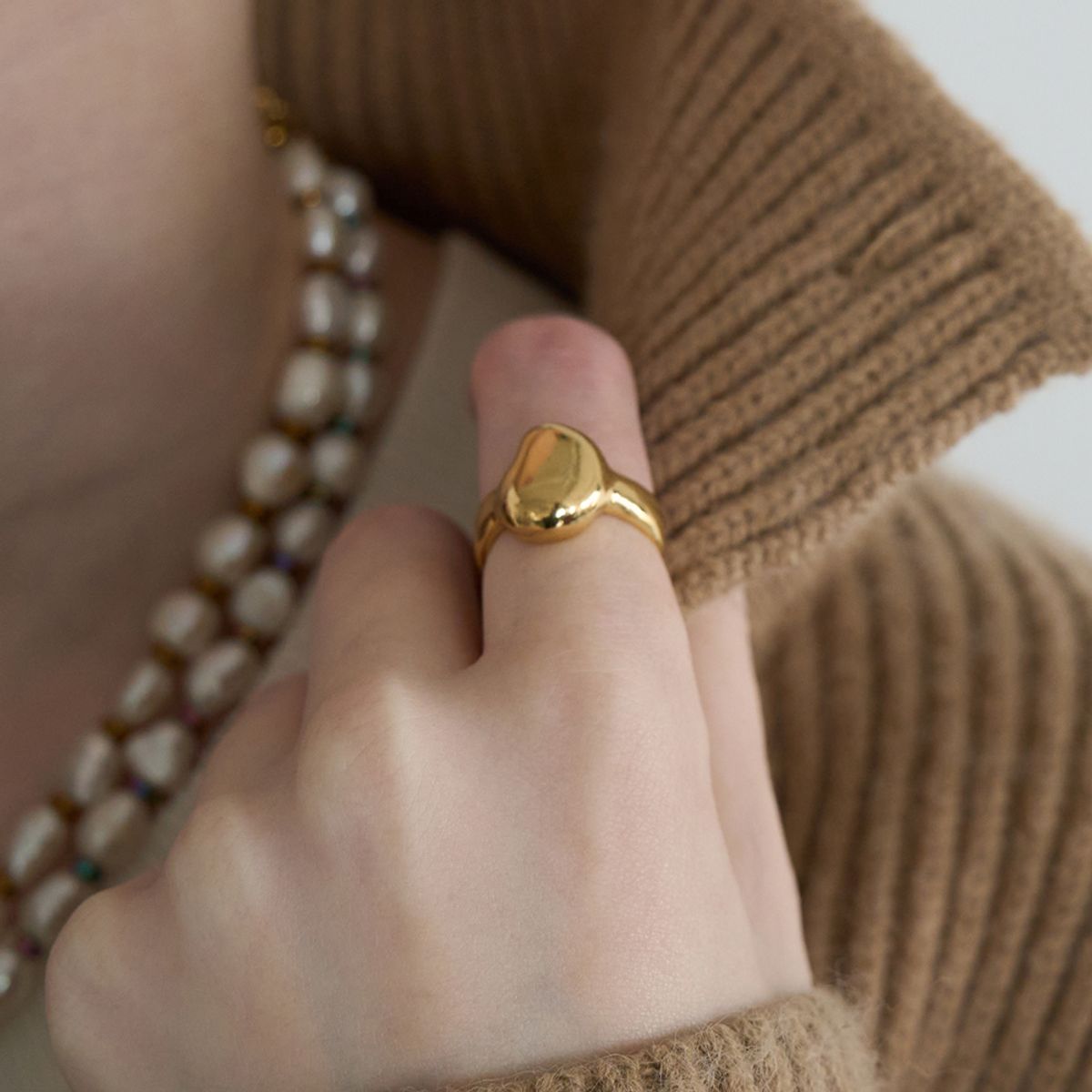스틸 인스턴트(STILL INSTANT) Round Hole & Forms - Ring 01 (2colors)
