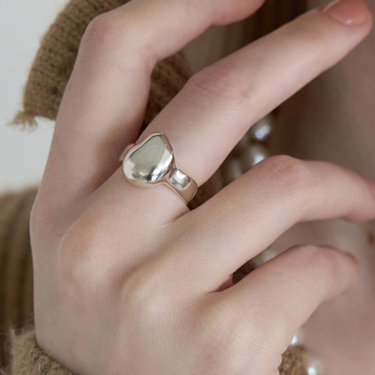 스틸 인스턴트(STILL INSTANT) Round Hole & Forms - Ring 01 (2colors)